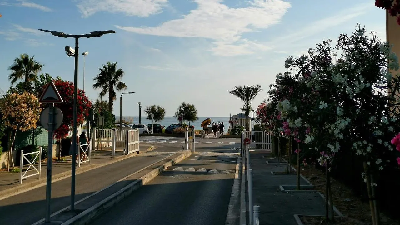 Au Clair De La Dune Saint-Cyr-sur-Mer Apartment